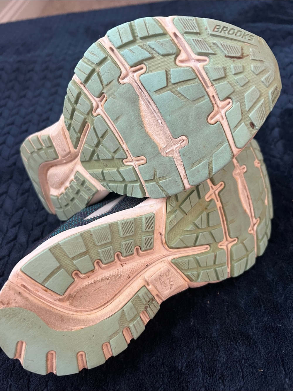 Brooks Women's Ghost Navy Running/Outdoor Shoes with Teal & Silver Accents 8.5 - Picture 11 of 12